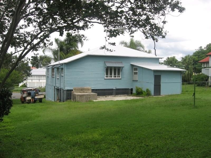 14 Arnott Street, Kedron QLD 4031