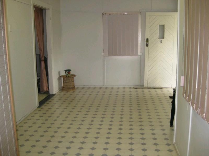 24 Grove Street, Albion QLD 4010