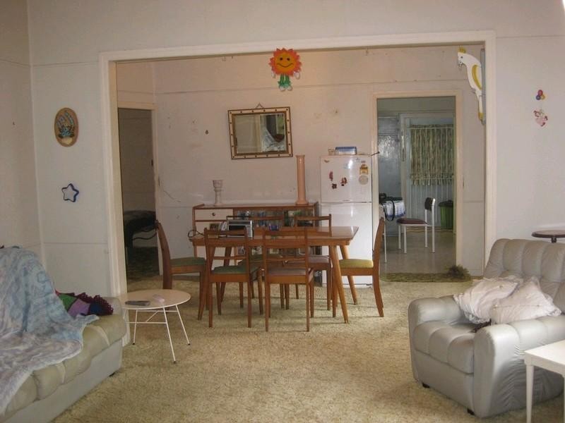 24 Grove Street, Albion QLD 4010