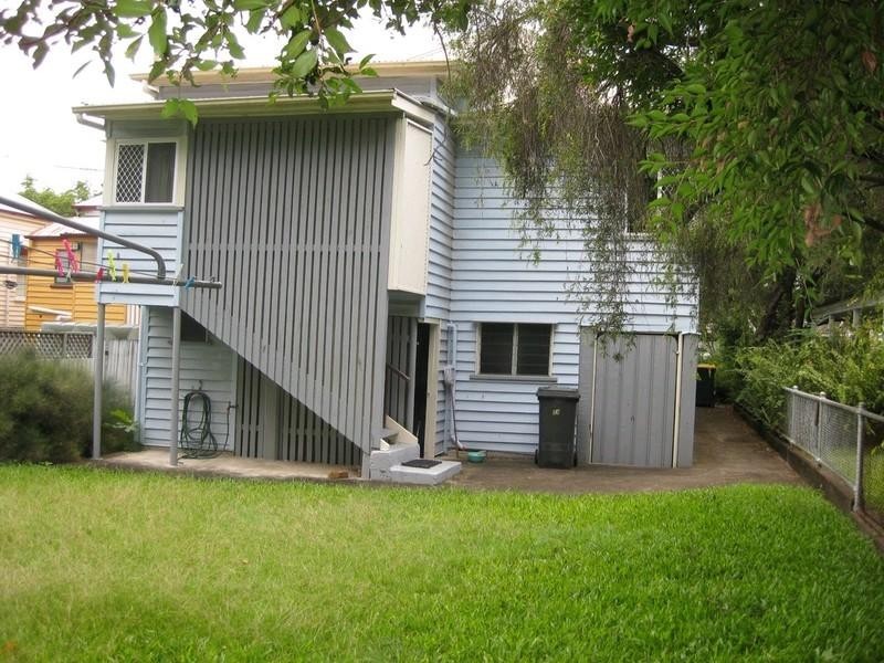 24 Grove Street, Albion QLD 4010