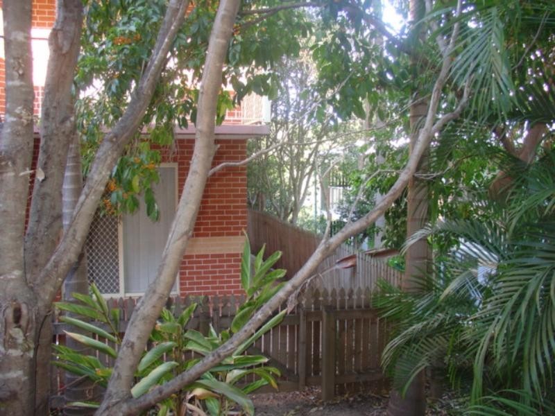2/22 Hooker Street, Windsor QLD 4030
