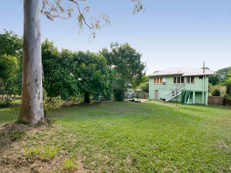 79 Eleventh Avenue, Kedron QLD 4031