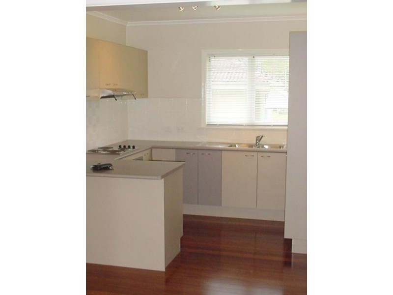 75 Eleventh Avenue, Kedron QLD 4031