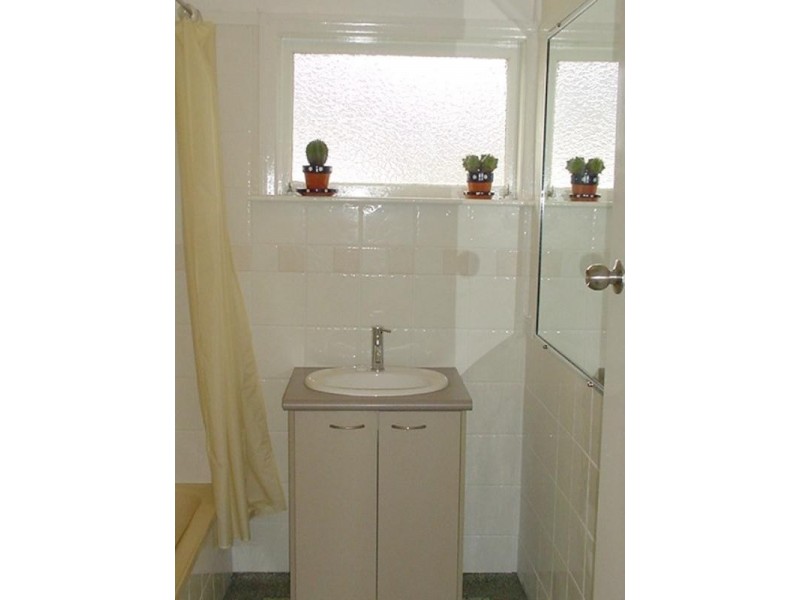 75 Eleventh Avenue, Kedron QLD 4031