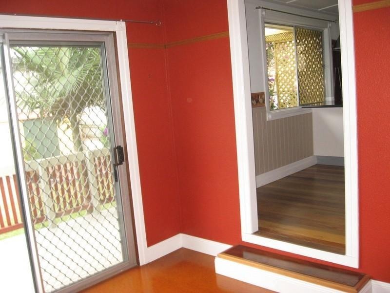 51 Wellington Street, Wooloowin QLD 4030