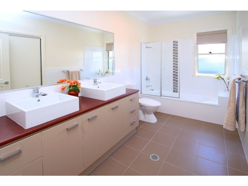 111 Gordon Street, Gordon Park QLD 4031