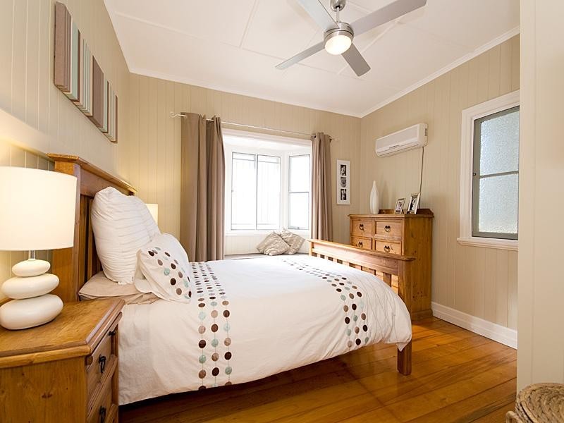 47 Eleventh Avenue, Kedron QLD 4031