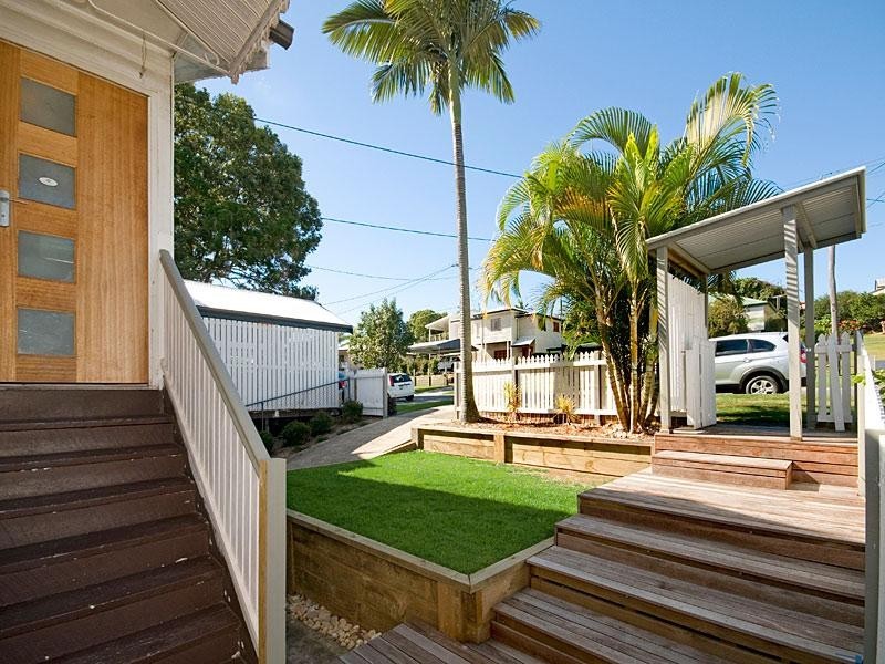 12 Evans Street, Kedron QLD 4031