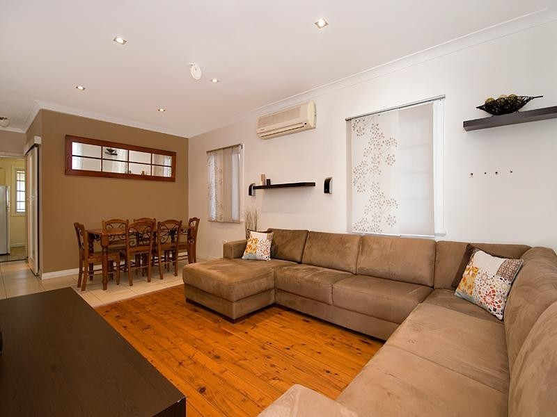 12 Evans Street, Kedron QLD 4031