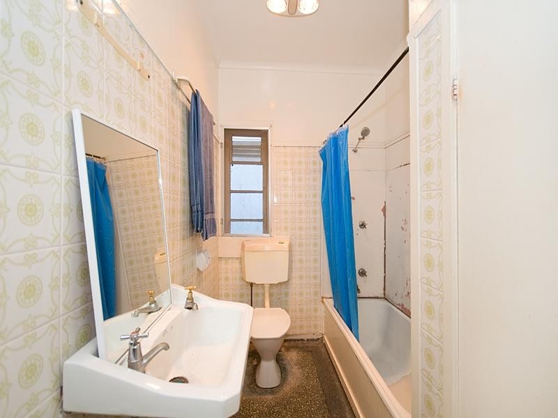 12 Evans Street, Kedron QLD 4031