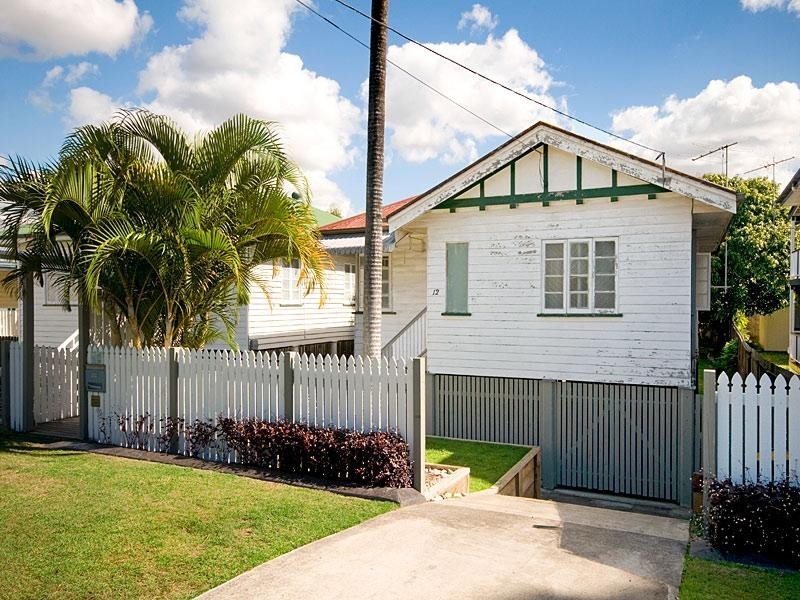 12 Evans Street, Kedron QLD 4031