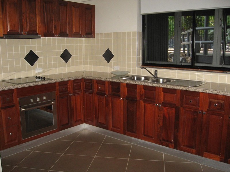 11 Lawrence Road, Chermside West QLD 4032