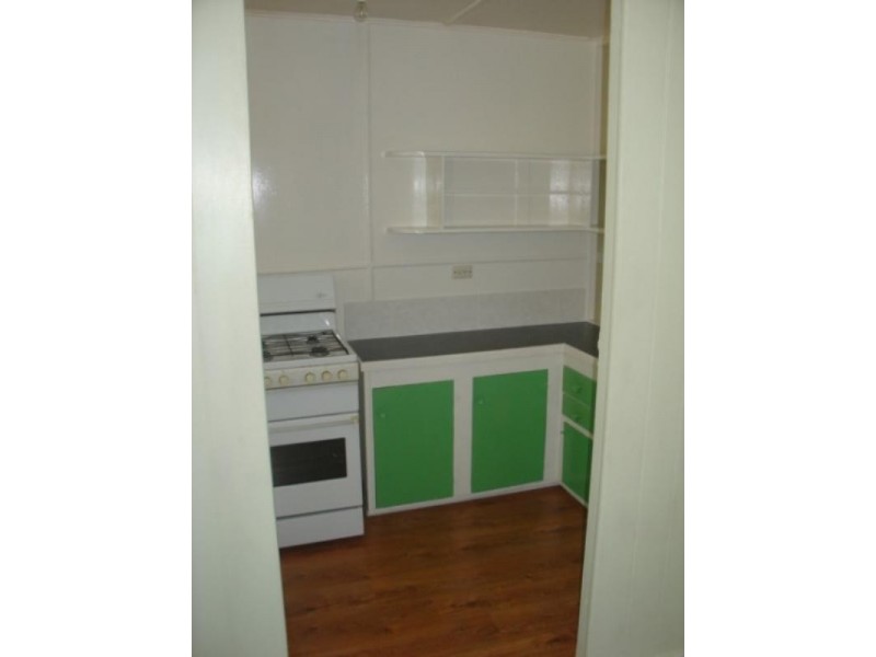 2/17 Rougham Street, Windsor QLD 4030