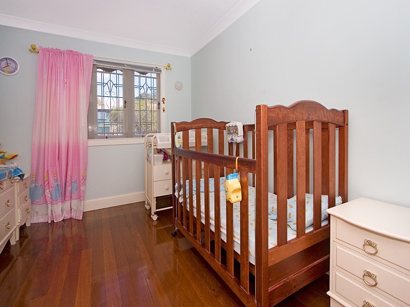 31 Glenfern Avenue, Kedron QLD 4031