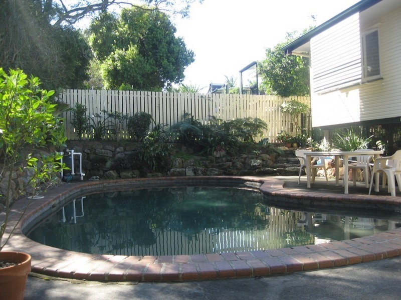 8 Trafford Street, Chermside West QLD 4032