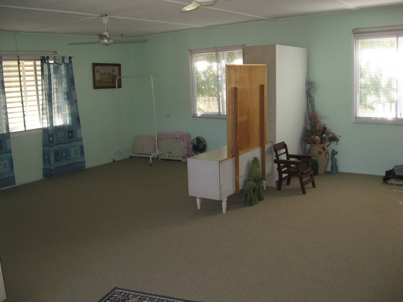 8 Trafford Street, Chermside West QLD 4032