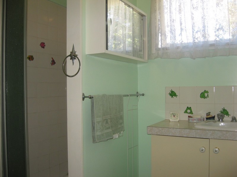 8 Trafford Street, Chermside West QLD 4032