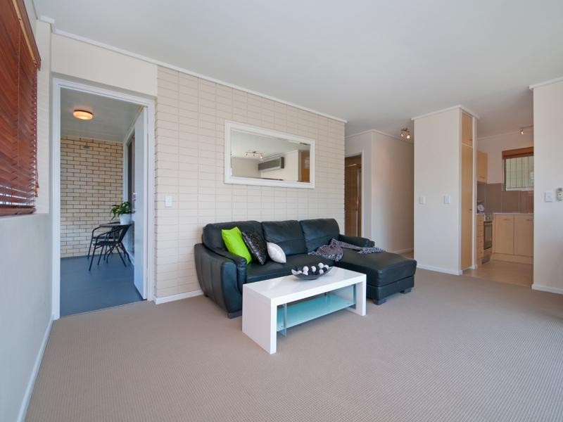 2/37 Reeve Street, Clayfield QLD 4011