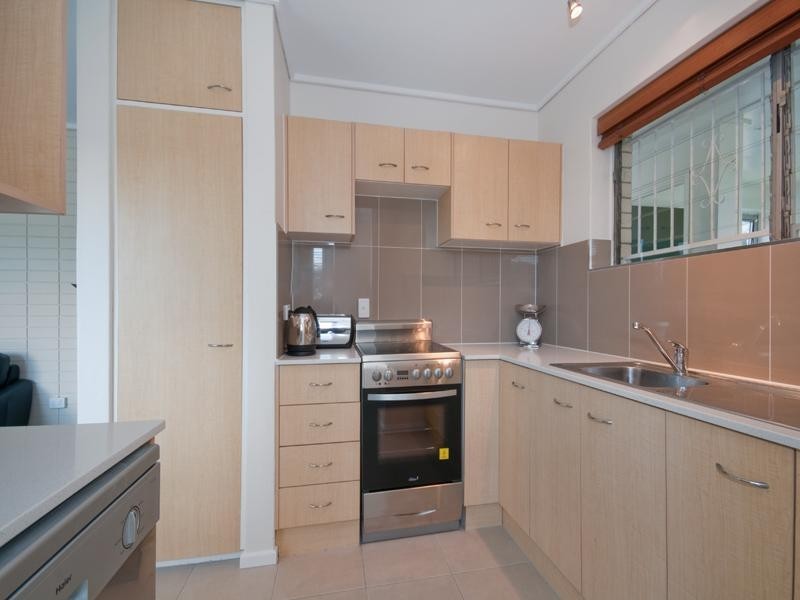 2/37 Reeve Street, Clayfield QLD 4011