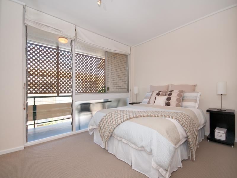 2/37 Reeve Street, Clayfield QLD 4011