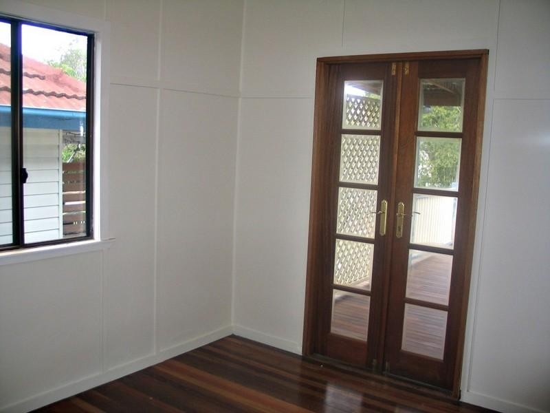 12 Allan Street, Kedron QLD 4031