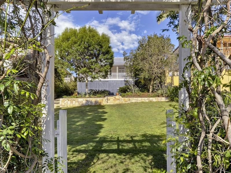 45 Mackay Street, Windsor QLD 4030