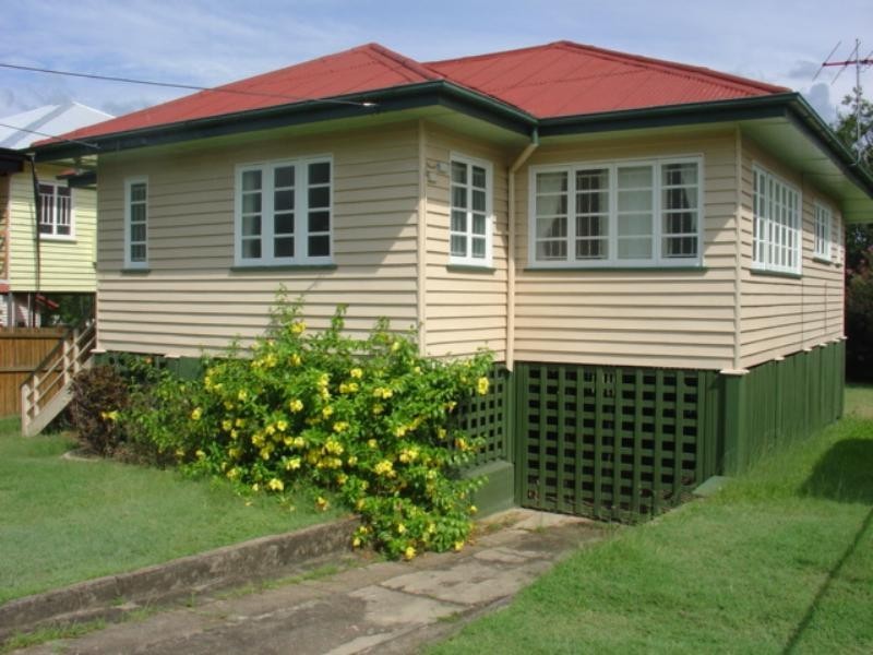 7 Bega Street, Grange QLD 4051