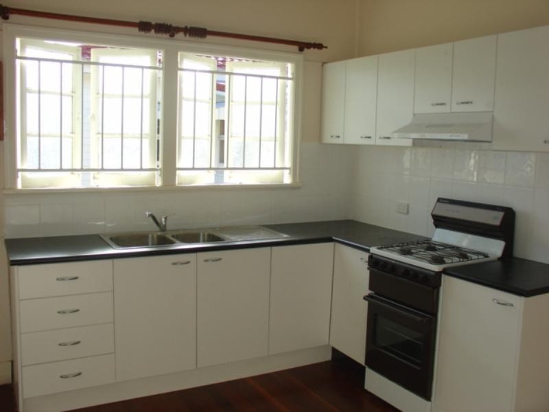 7 Bega Street, Grange QLD 4051