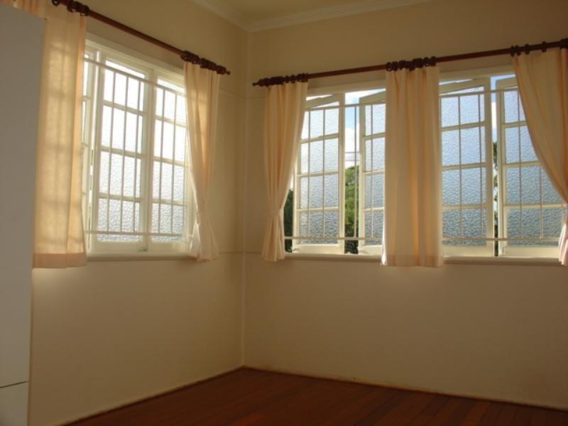 7 Bega Street, Grange QLD 4051