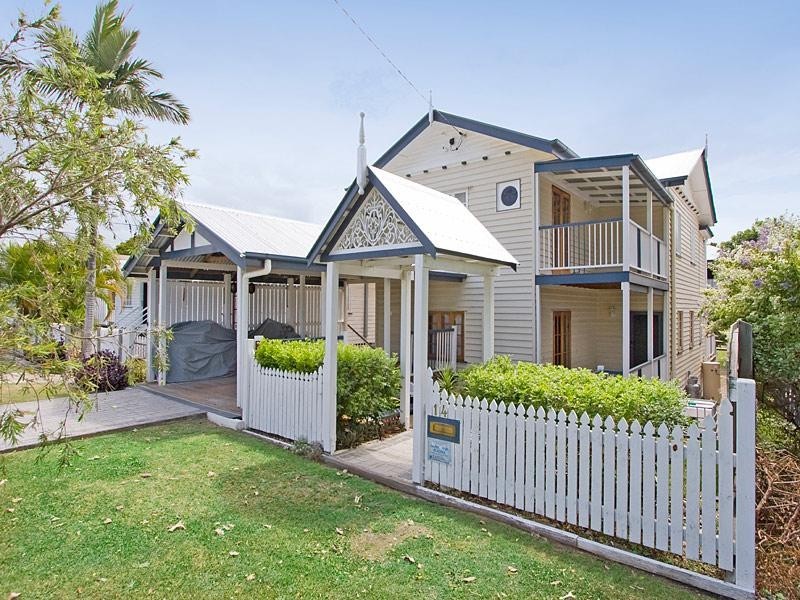 14 Evans Street, Kedron QLD 4031