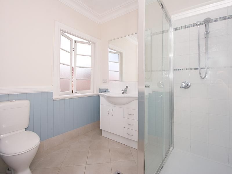 14 Evans Street, Kedron QLD 4031