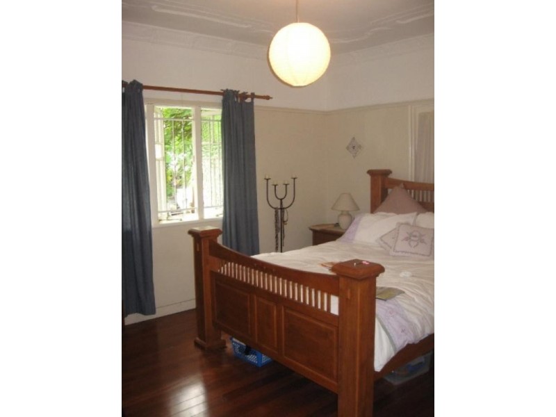 38 Garden Terrace, Newmarket QLD 4051