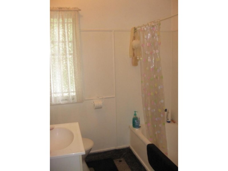 38 Garden Terrace, Newmarket QLD 4051