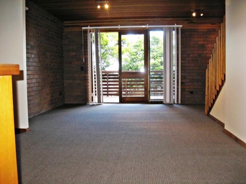 1/28 Bramston Terrace, Herston QLD 4006