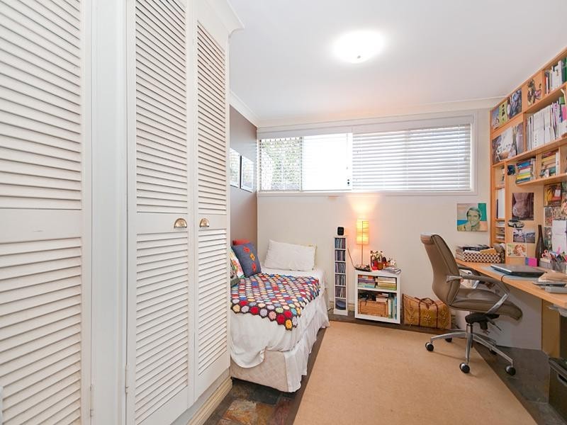 22A Arwin Terrace, Windsor QLD 4030