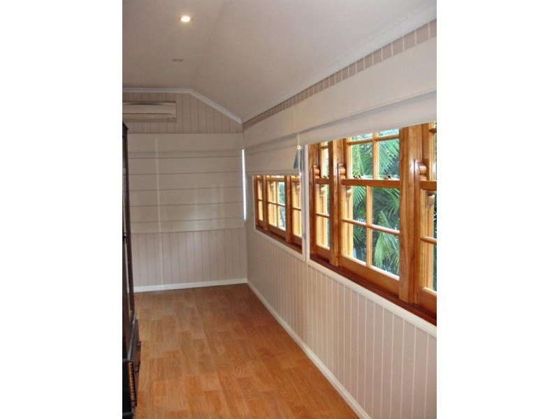 11 Chelmsford Avenue, Lutwyche QLD 4030