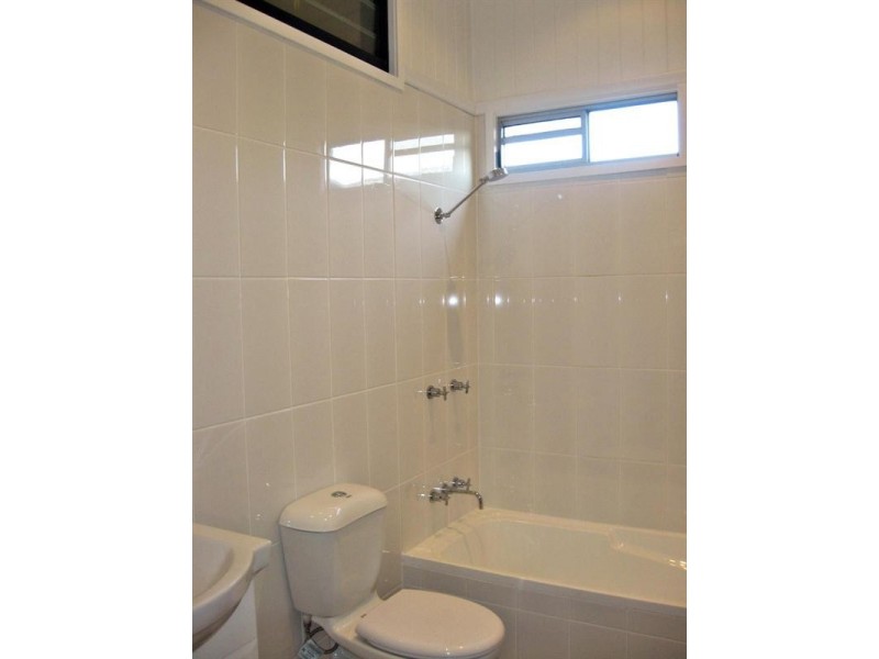 11 Chelmsford Avenue, Lutwyche QLD 4030