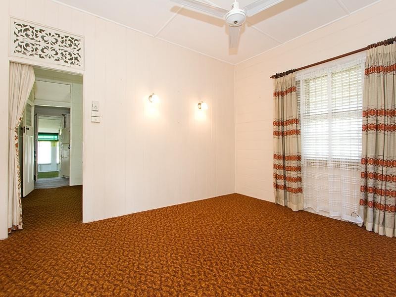 61 McLennan Street, Albion QLD 4010