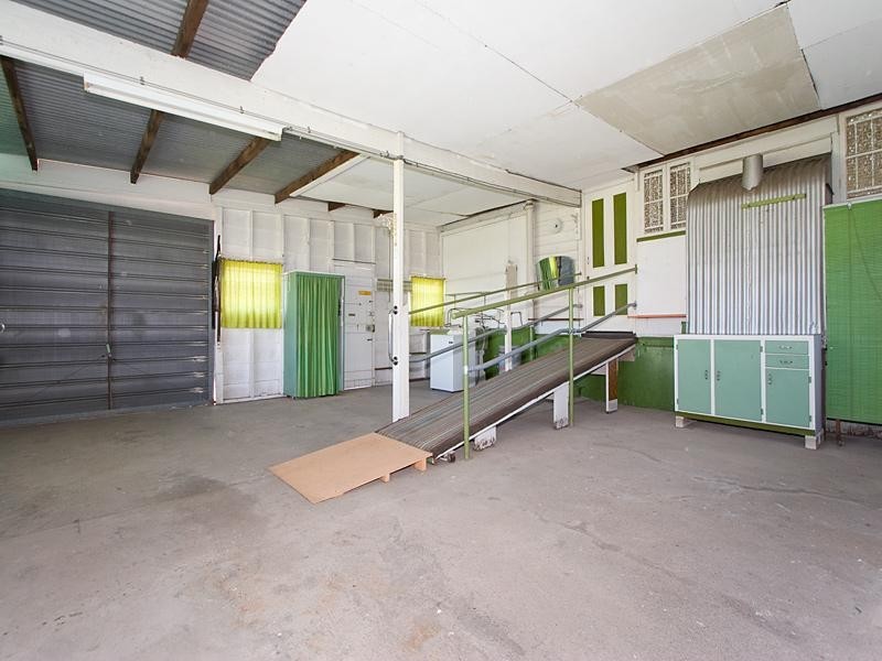 61 McLennan Street, Albion QLD 4010