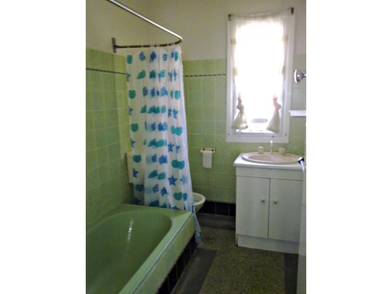 41 Bess Street, Windsor QLD 4030