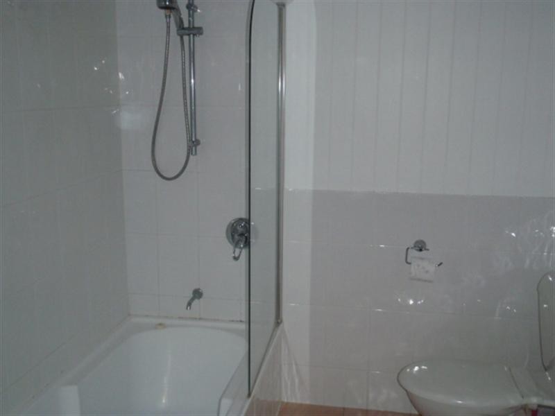 24 Damon Road, Lutwyche QLD 4030