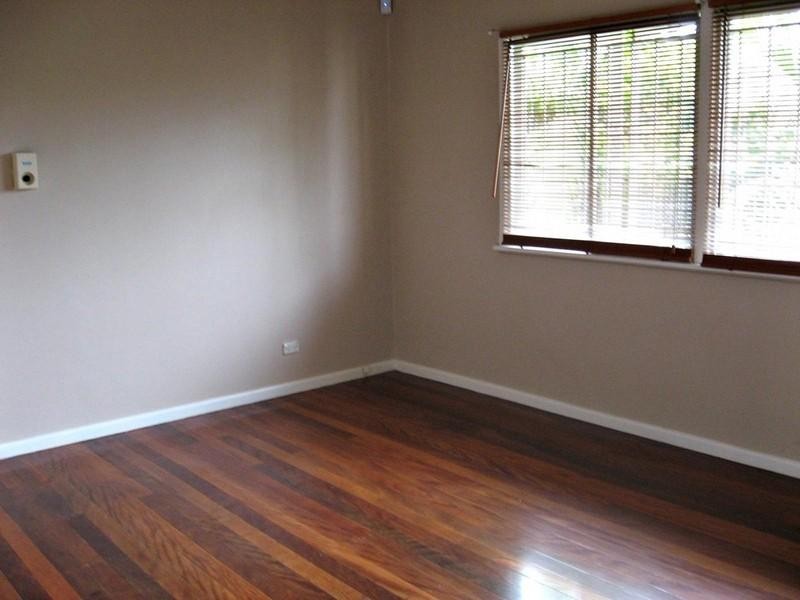 16 Caloola Street, Stafford Heights QLD 4053