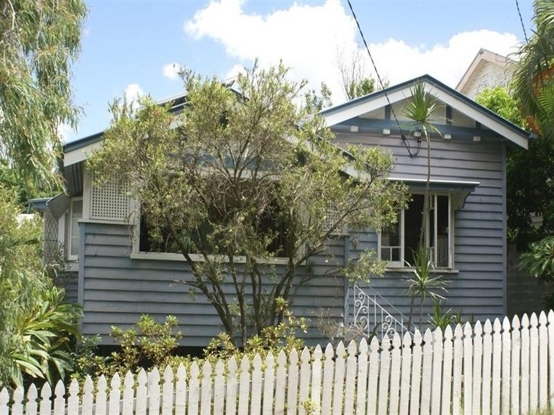 48 Harris Street, Windsor QLD 4030