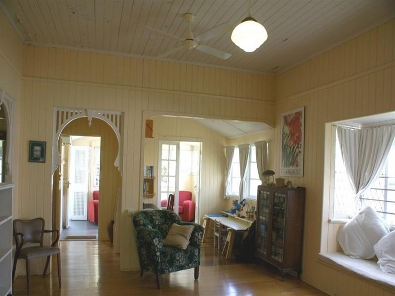 48 Harris Street, Windsor QLD 4030