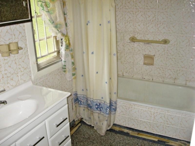 195 Edinburgh Castle Road, Wavell Heights QLD 4012