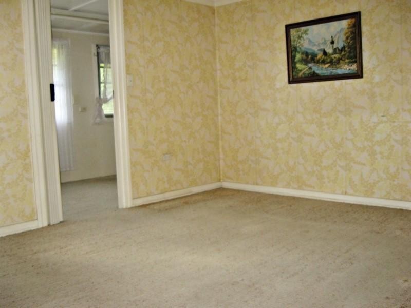 195 Edinburgh Castle Road, Wavell Heights QLD 4012