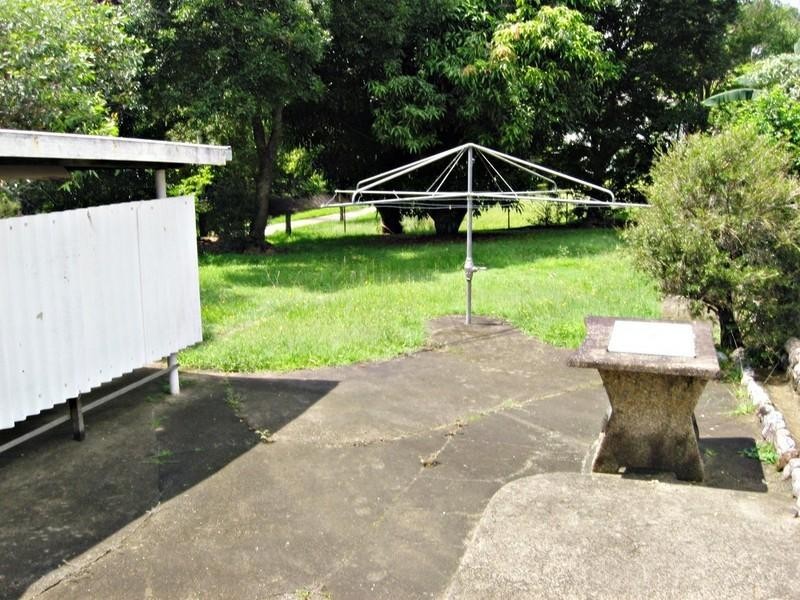 195 Edinburgh Castle Road, Wavell Heights QLD 4012