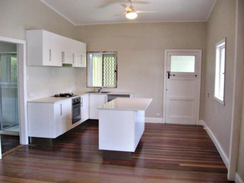 24 Grove Street, Albion QLD 4010