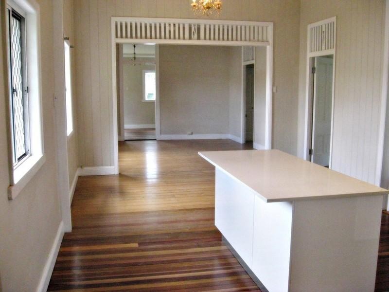 24 Grove Street, Albion QLD 4010