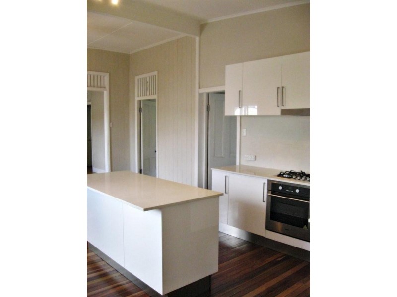 24 Grove Street, Albion QLD 4010